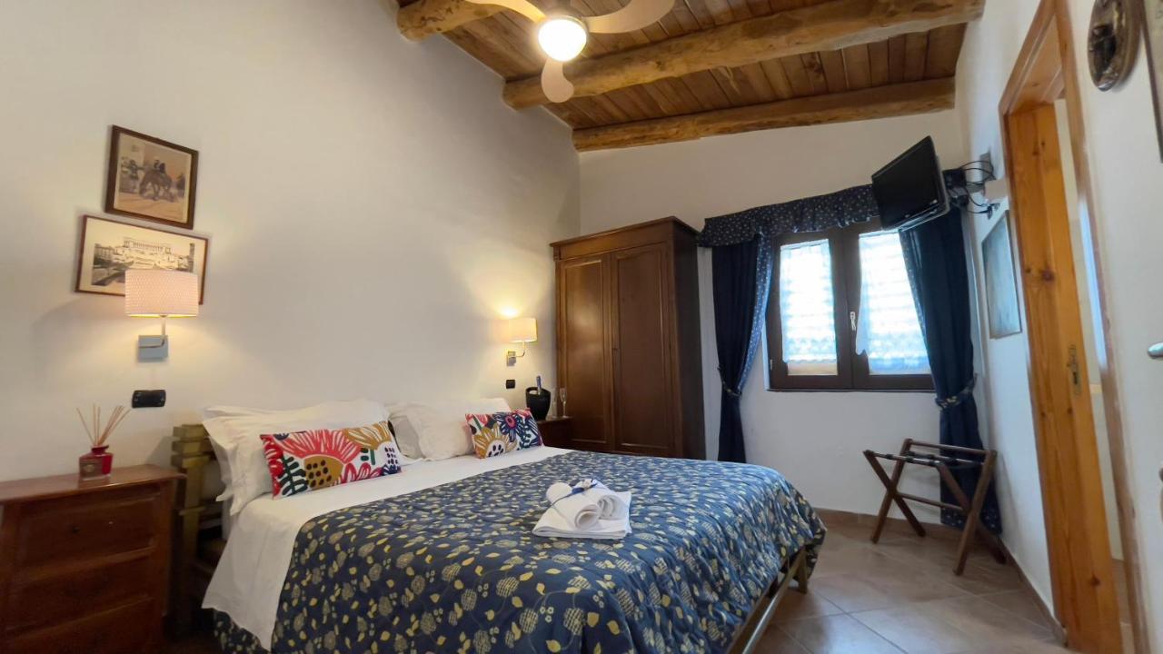 Agriturismo La Casa Del Ghiro Pimonte Exterior photo